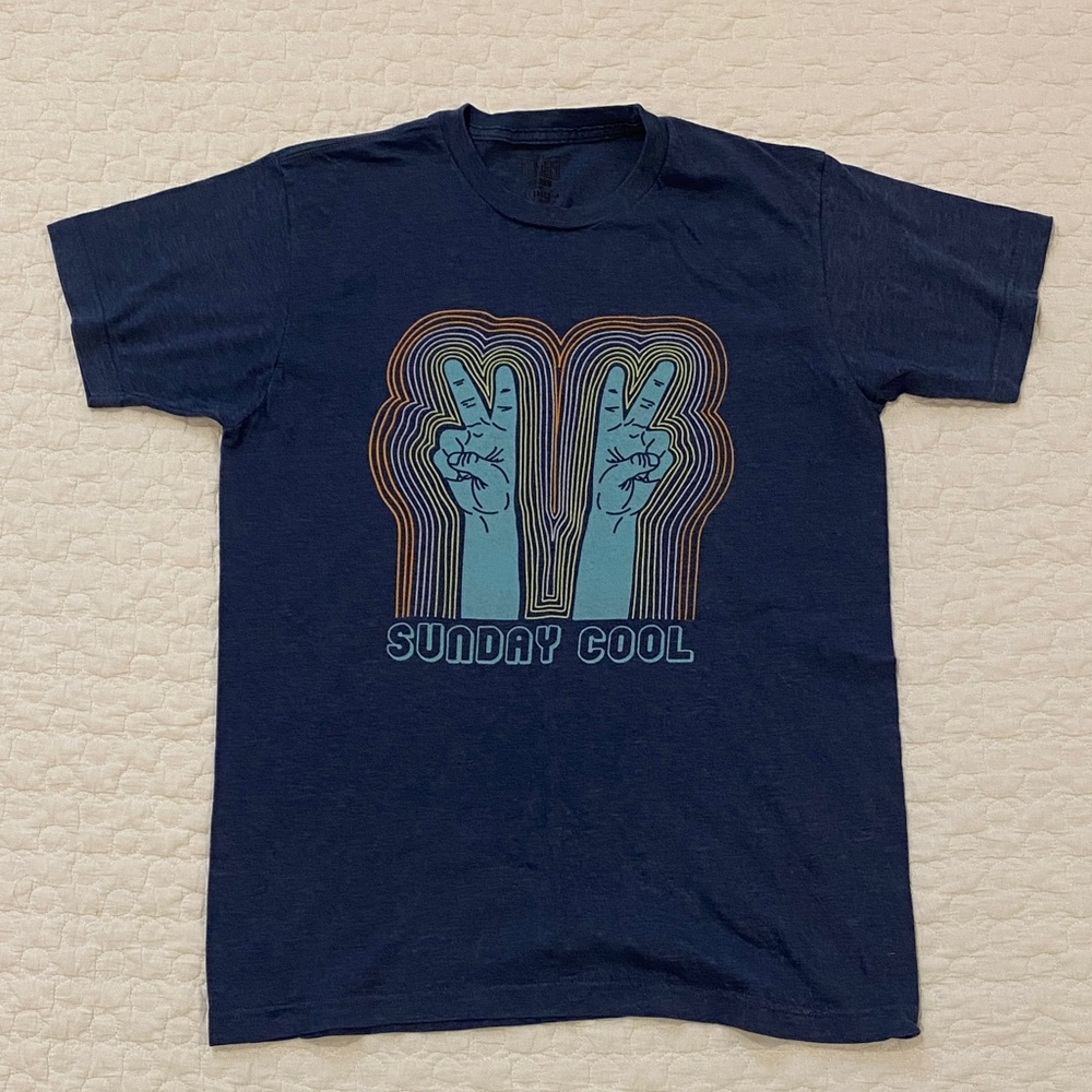 Men’s Navy Sunday Cool Peace Sign Shirt Sz M